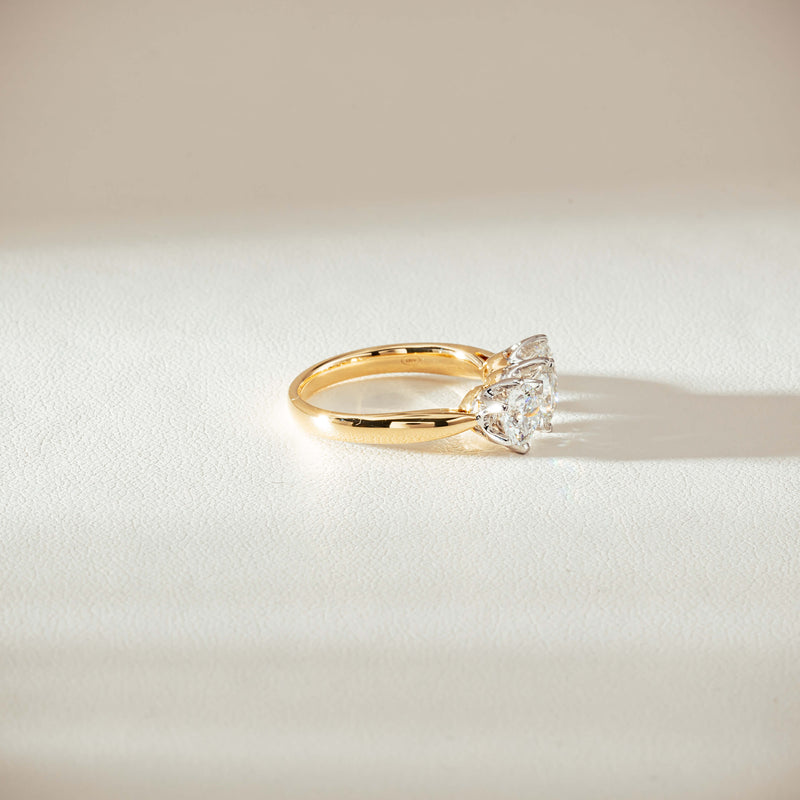 18ct Yellow Gold 2.16ct Diamond Trilogy Ring-Ring-Walker & Hall