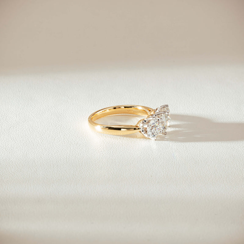 18ct Yellow Gold 2.16ct Diamond Trilogy Ring-Ring-Walker & Hall