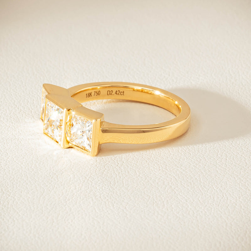 18ct Yellow Gold 2.42ct Reclaimed Princess-Cut Diamond Ring