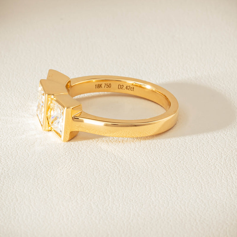 18ct Yellow Gold 2.42ct Reclaimed Princess-Cut Diamond Ring