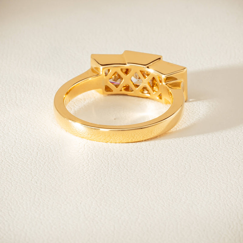 18ct Yellow Gold 2.42ct Reclaimed Princess-Cut Diamond Ring