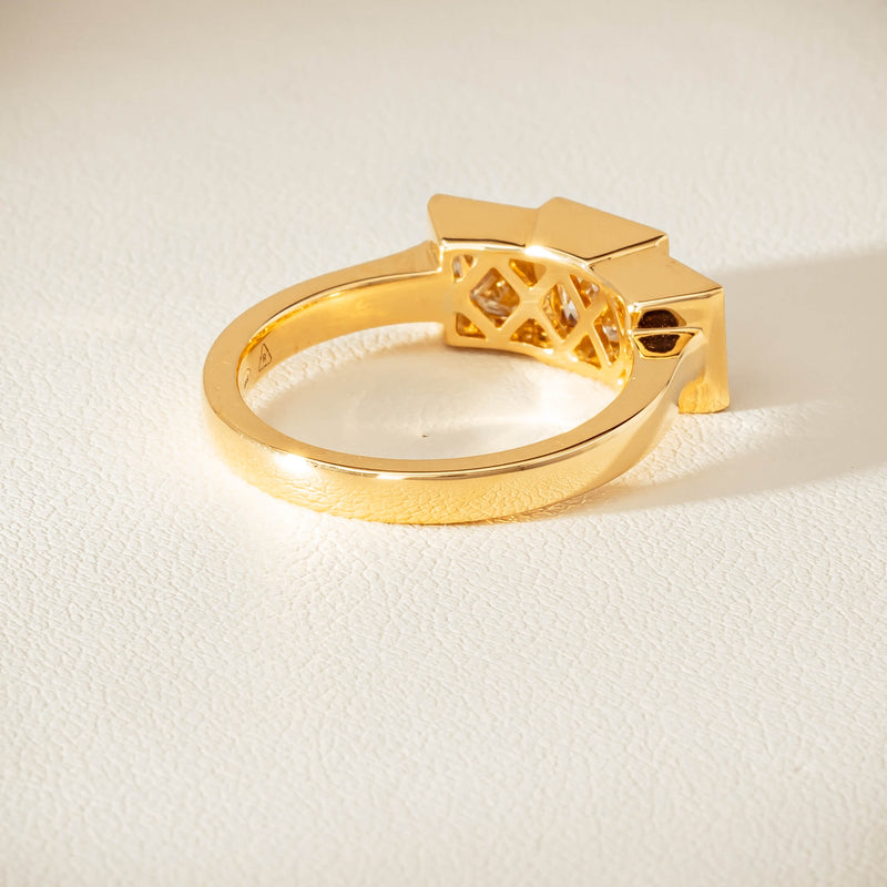 18ct Yellow Gold 2.42ct Reclaimed Princess-Cut Diamond Ring