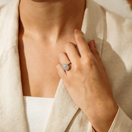 18ct White Gold 1.03ct Pear Cut Reclaimed Diamond Belle Ring - Ring - Walker & Hall