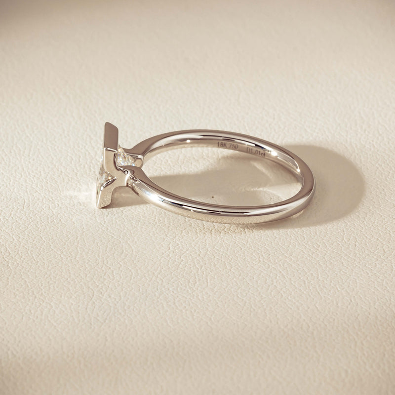 18ct White Gold 1.01ct Reclaimed Princess-Cut Diamond Elle Ring - Ring - Walker & Hall