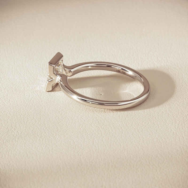 18ct White Gold 1.01ct Reclaimed Princess-Cut Diamond Elle Ring - Ring - Walker & Hall