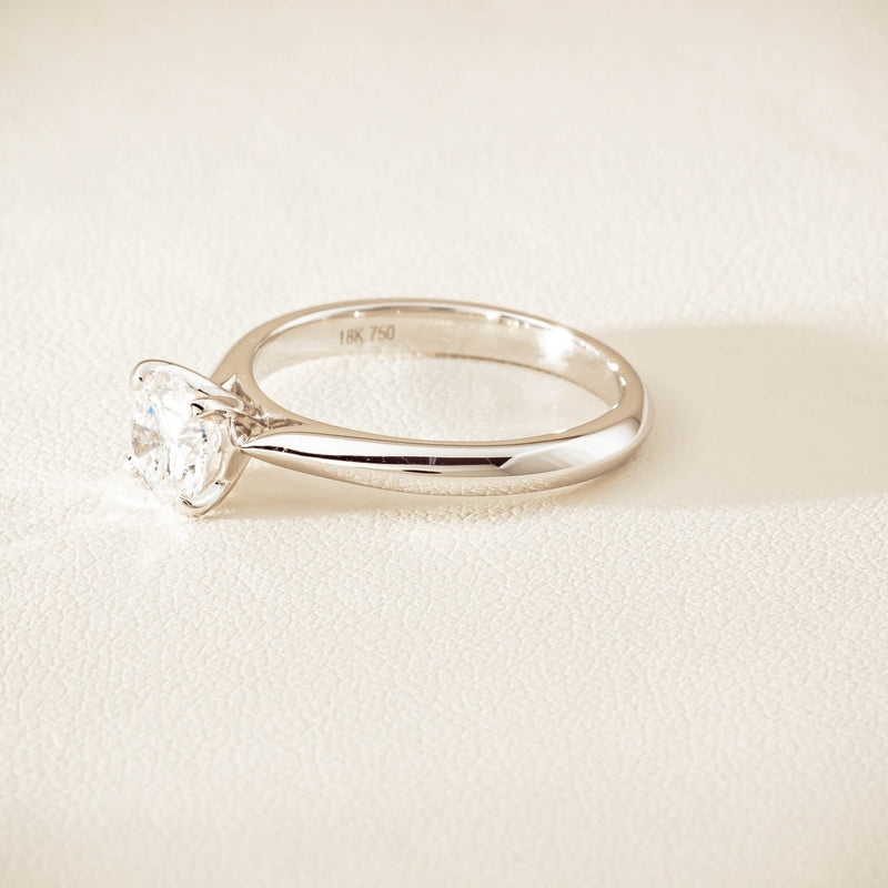 18ct White Gold 1.00ct H SI2 Diamond Venetian Ring - Ring - Walker & Hall