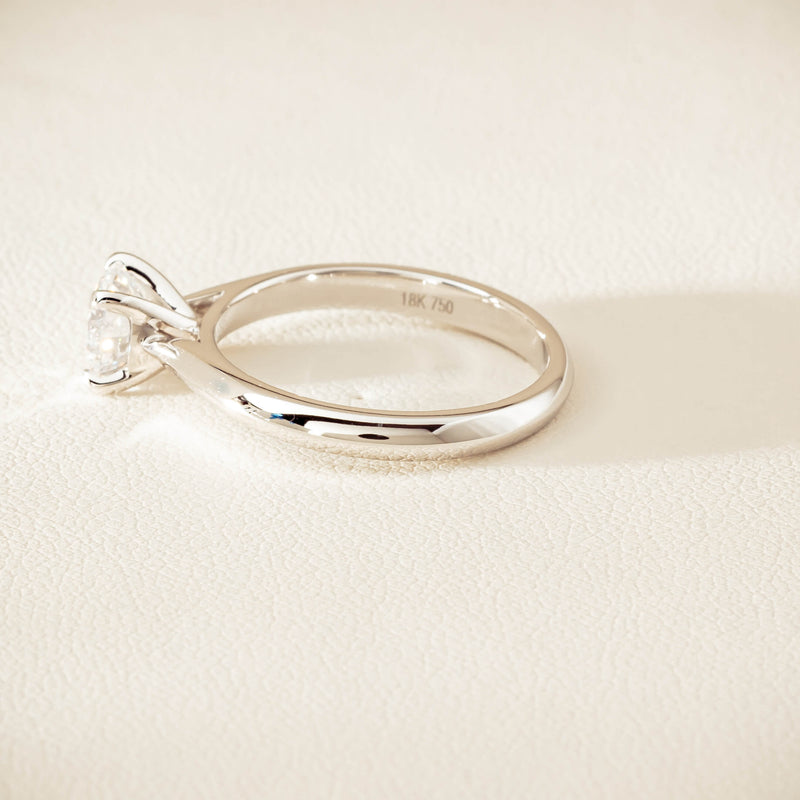 18ct White Gold 1.00ct H SI2 Diamond Venetian Ring - Ring - Walker & Hall