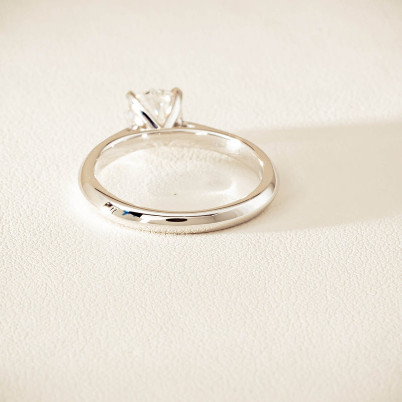 18ct White Gold 1.00ct H SI2 Diamond Venetian Ring - Ring - Walker & Hall