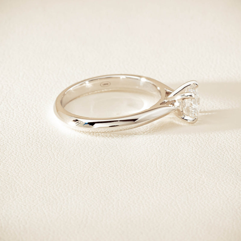 18ct White Gold 1.00ct H SI2 Diamond Venetian Ring - Ring - Walker & Hall