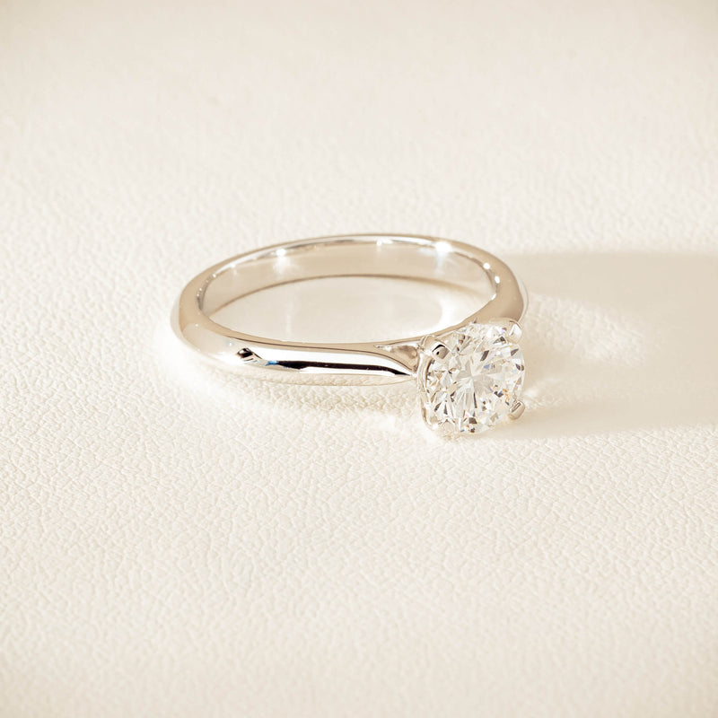 18ct White Gold 1.00ct D VS2 Diamond Venetian Ring - Ring - Walker & Hall