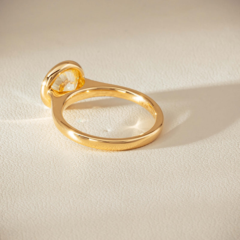 18ct Yellow Gold 2.14ct Reclaimed Diamond Natalia Ring - Ring - Walker & Hall