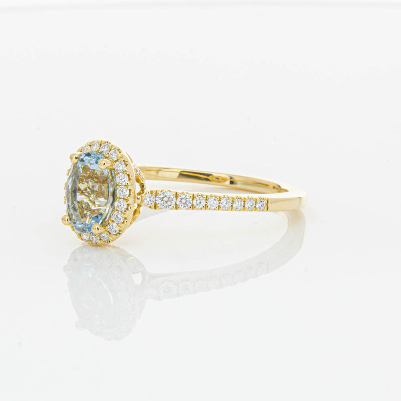 18ct Yellow Gold Aquamarine & Diamond Mini Sierra Ring-Ring-Walker & Hall
