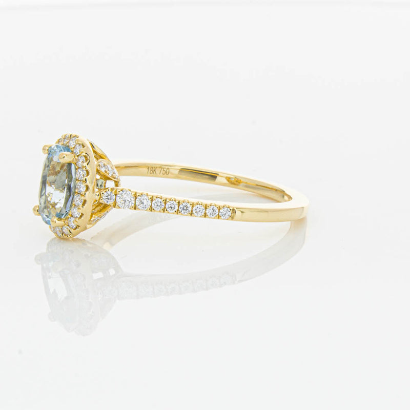 18ct Yellow Gold Aquamarine & Diamond Mini Sierra Ring-Ring-Walker & Hall