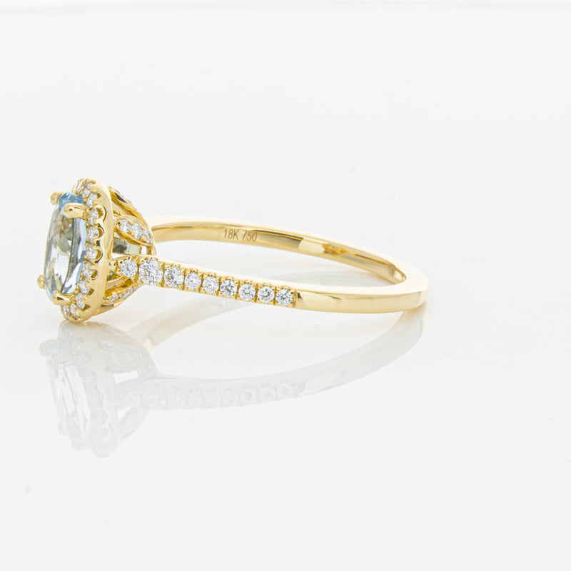 18ct Yellow Gold Aquamarine & Diamond Mini Sierra Ring-Ring-Walker & Hall