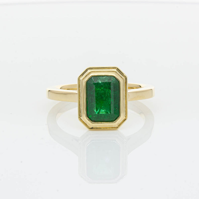 18ct Yellow Gold Emerald Ring-Ring-Walker & Hall