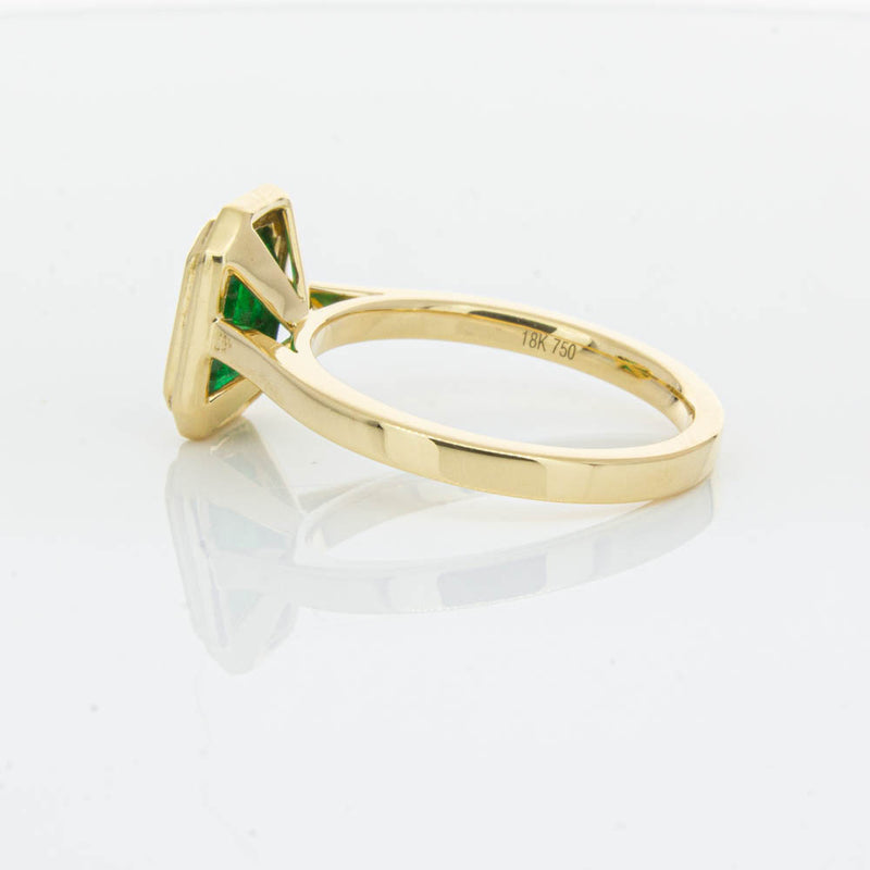 18ct Yellow Gold Emerald Ring-Ring-Walker & Hall