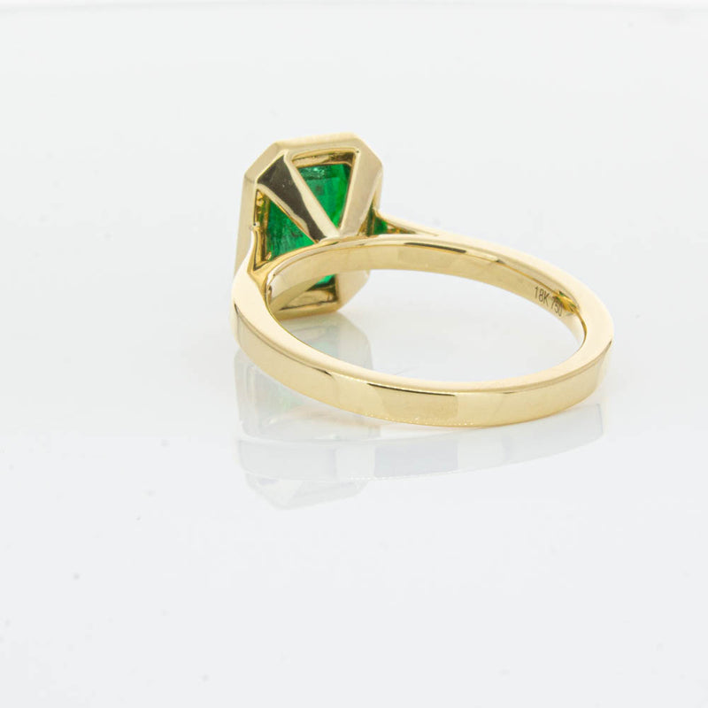 18ct Yellow Gold Emerald Ring-Ring-Walker & Hall