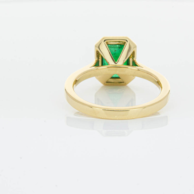 18ct Yellow Gold Emerald Ring-Ring-Walker & Hall