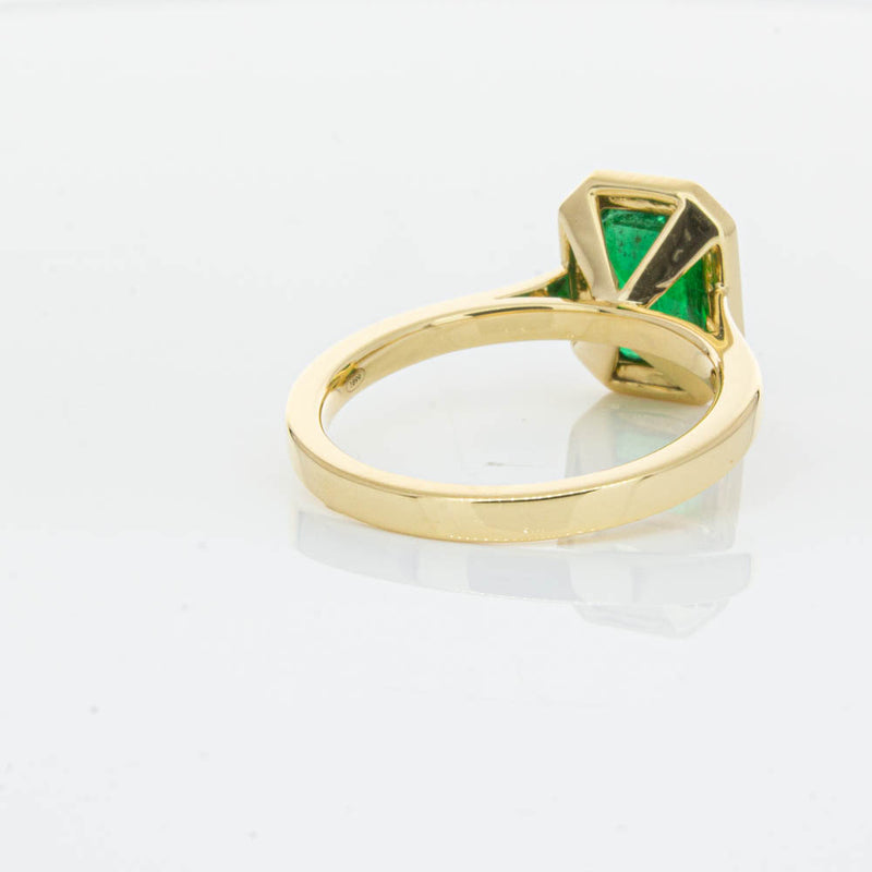 18ct Yellow Gold Emerald Ring-Ring-Walker & Hall