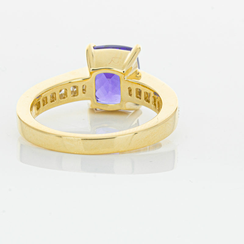 18ct Yellow Gold Tanzanite & Diamond Ring-Ring-Walker & Hall
