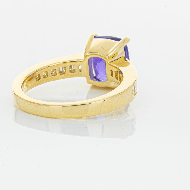 18ct Yellow Gold Tanzanite & Diamond Ring-Ring-Walker & Hall