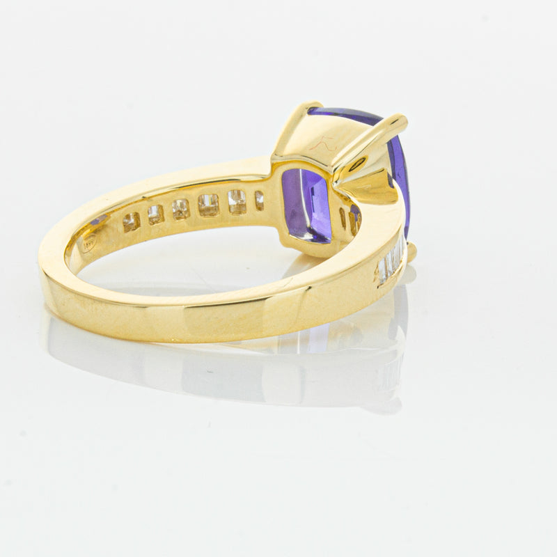 18ct Yellow Gold Tanzanite & Diamond Ring-Ring-Walker & Hall