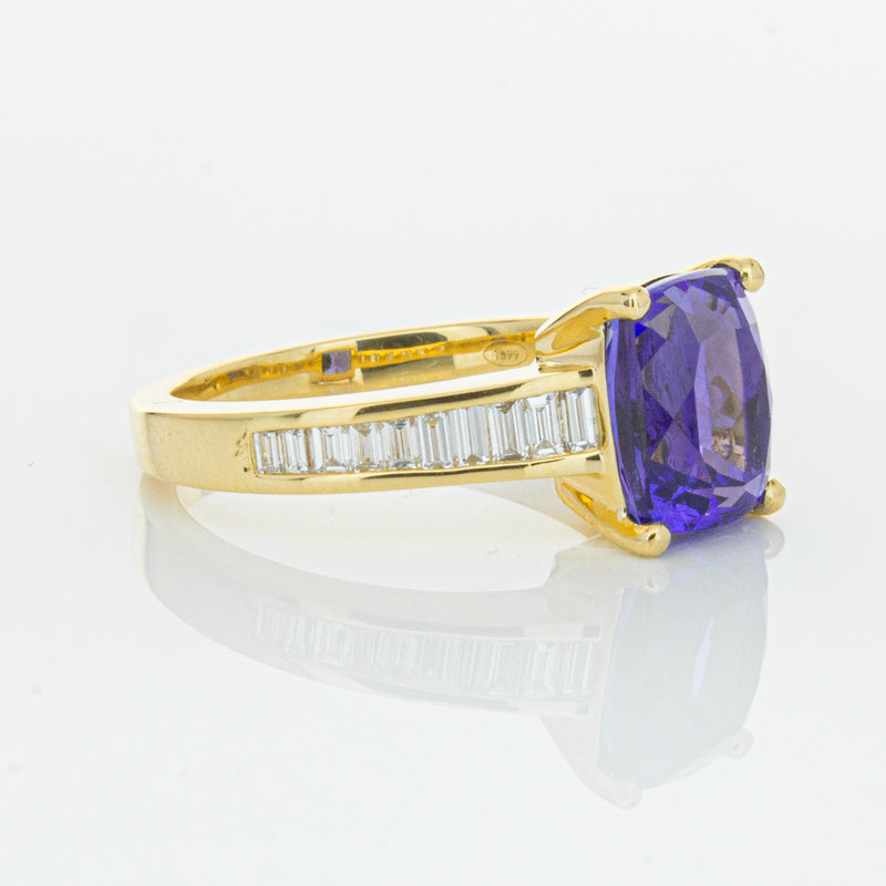 18ct Yellow Gold Tanzanite & Diamond Ring-Ring-Walker & Hall