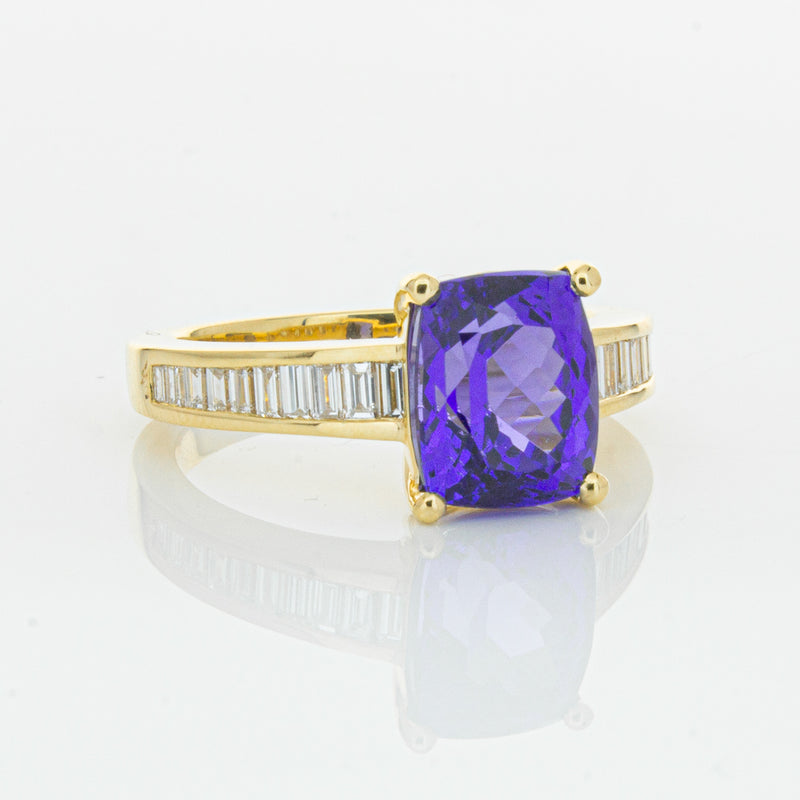 18ct Yellow Gold Tanzanite & Diamond Ring-Ring-Walker & Hall