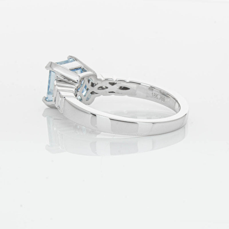 18ct White Gold 2.48ct Aquamarine & Diamond Ring-Ring-Walker & Hall