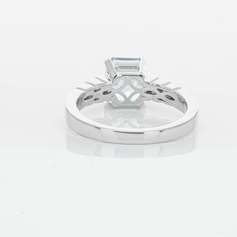 18ct White Gold 2.48ct Aquamarine & Diamond Ring-Ring-Walker & Hall