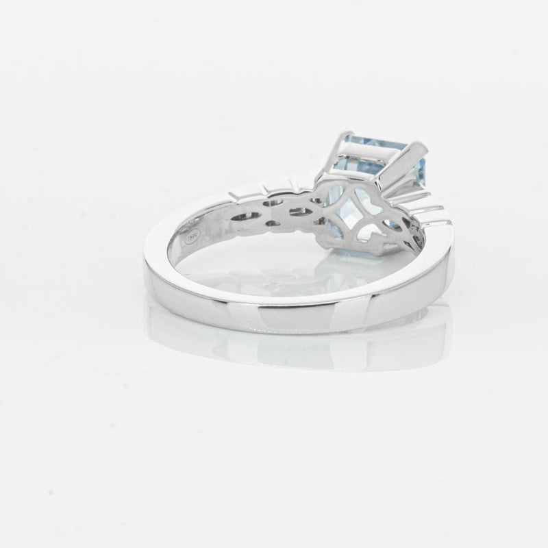 18ct White Gold 2.48ct Aquamarine & Diamond Ring-Ring-Walker & Hall