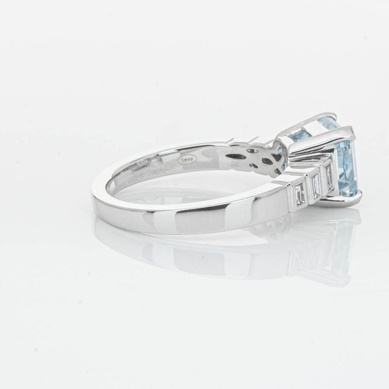 18ct White Gold 2.48ct Aquamarine & Diamond Ring-Ring-Walker & Hall