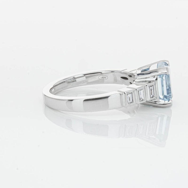 18ct White Gold 2.48ct Aquamarine & Diamond Ring-Ring-Walker & Hall