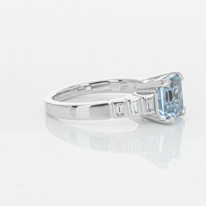 18ct White Gold 2.48ct Aquamarine & Diamond Ring-Ring-Walker & Hall