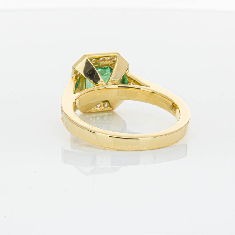 18ct Yellow Gold Emerald Ring-Ring-Walker & Hall