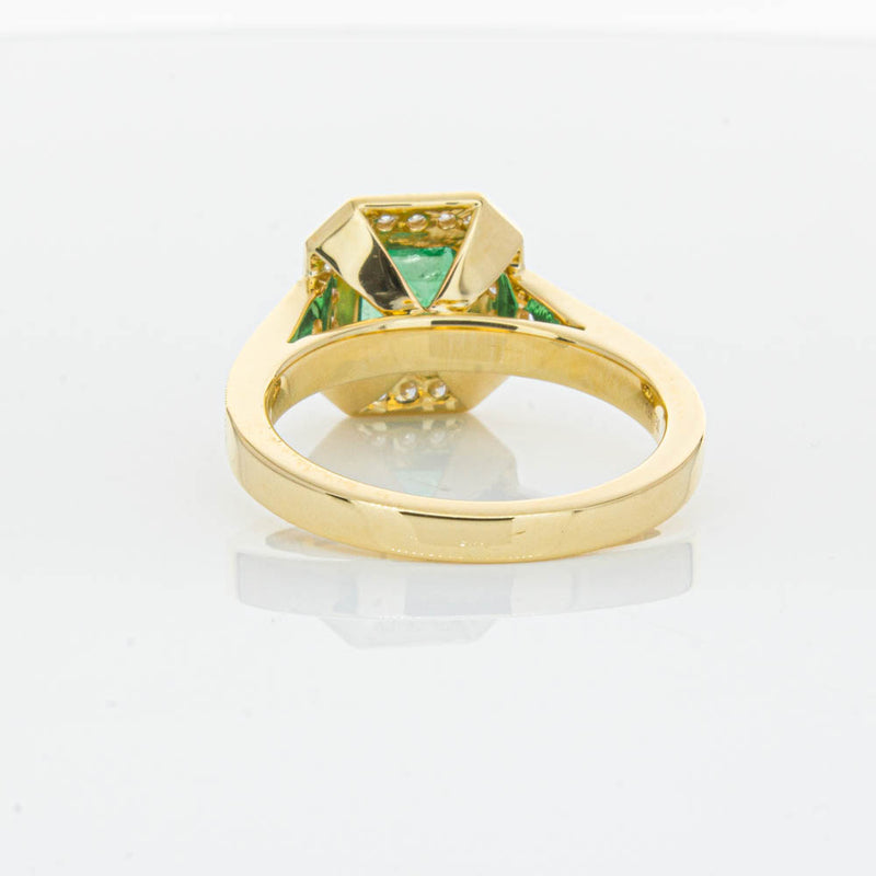 18ct Yellow Gold Emerald Ring-Ring-Walker & Hall