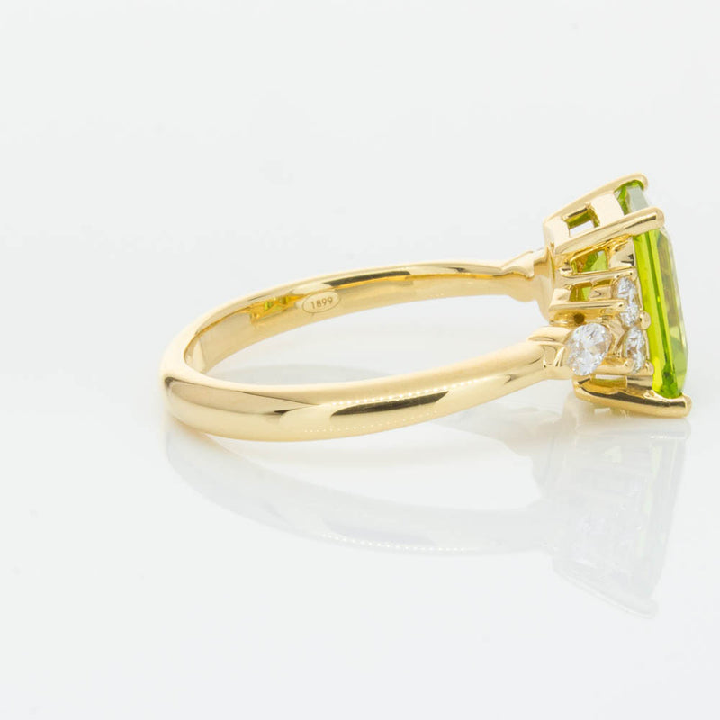 18ct Yellow Gold 2.42ct Peridot & Diamond Oriana Ring-Ring-Walker & Hall