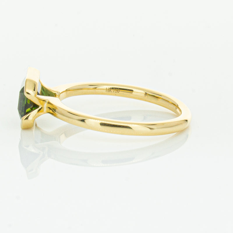 18ct Yellow Gold Green Sapphire Elle Ring-Ring-Walker & Hall