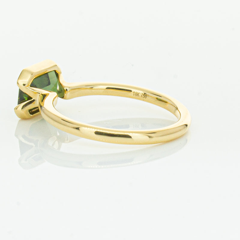 18ct Yellow Gold Green Sapphire Elle Ring-Ring-Walker & Hall
