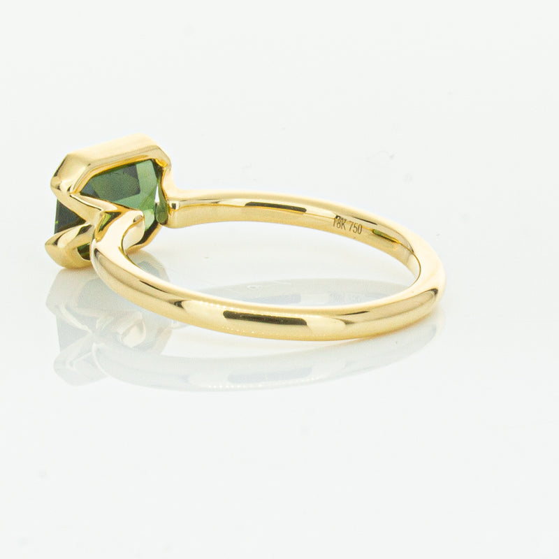 18ct Yellow Gold Green Sapphire Elle Ring-Ring-Walker & Hall