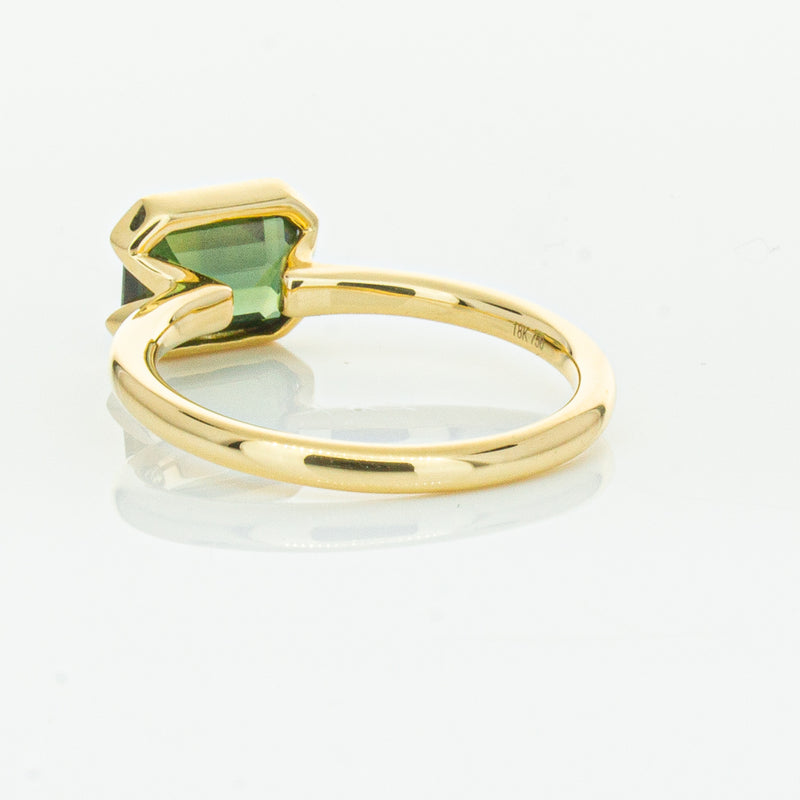 18ct Yellow Gold Green Sapphire Elle Ring-Ring-Walker & Hall