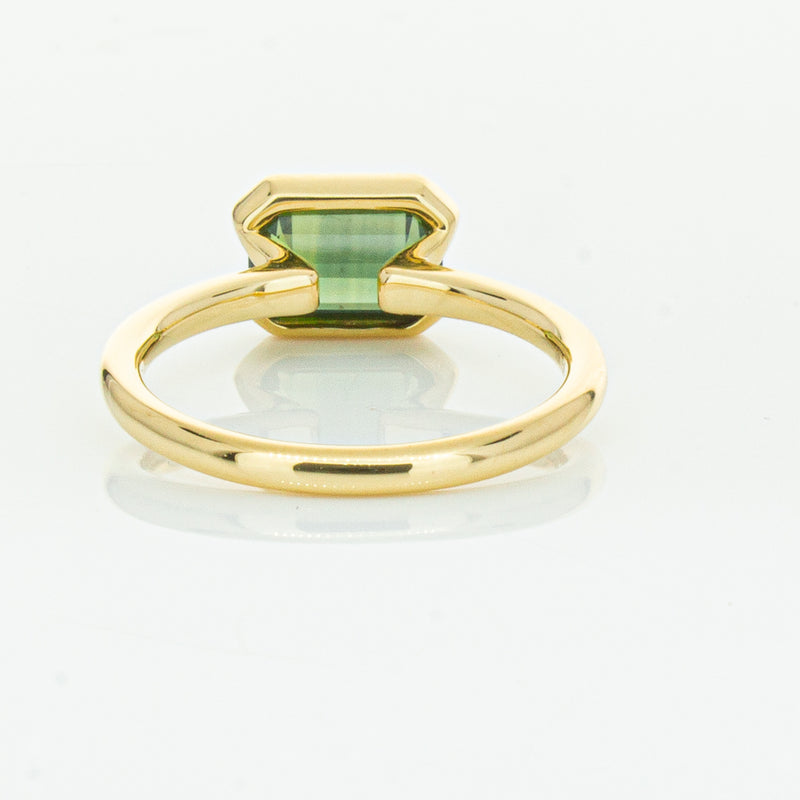 18ct Yellow Gold Green Sapphire Elle Ring-Ring-Walker & Hall