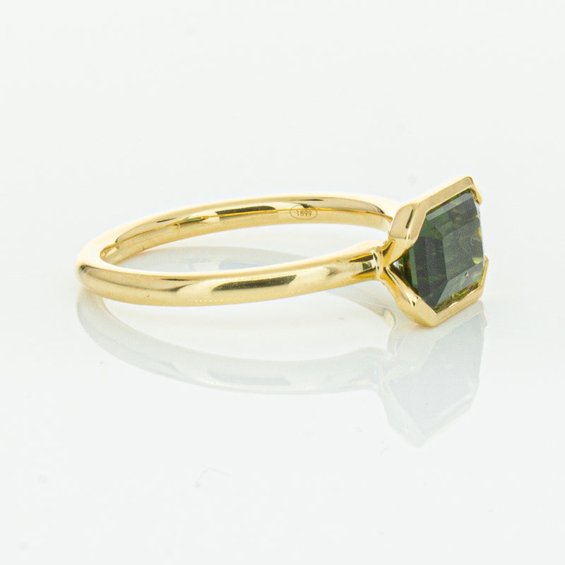 18ct Yellow Gold Green Sapphire Elle Ring-Ring-Walker & Hall