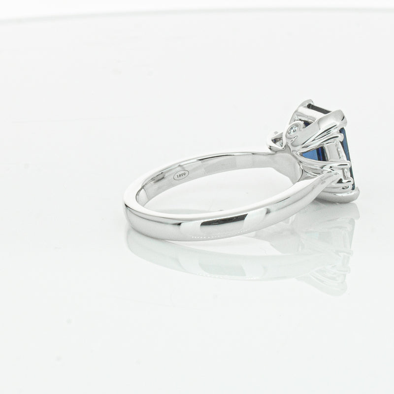 18ct White Gold Sapphire & Diamond Ring-Ring-Walker & Hall