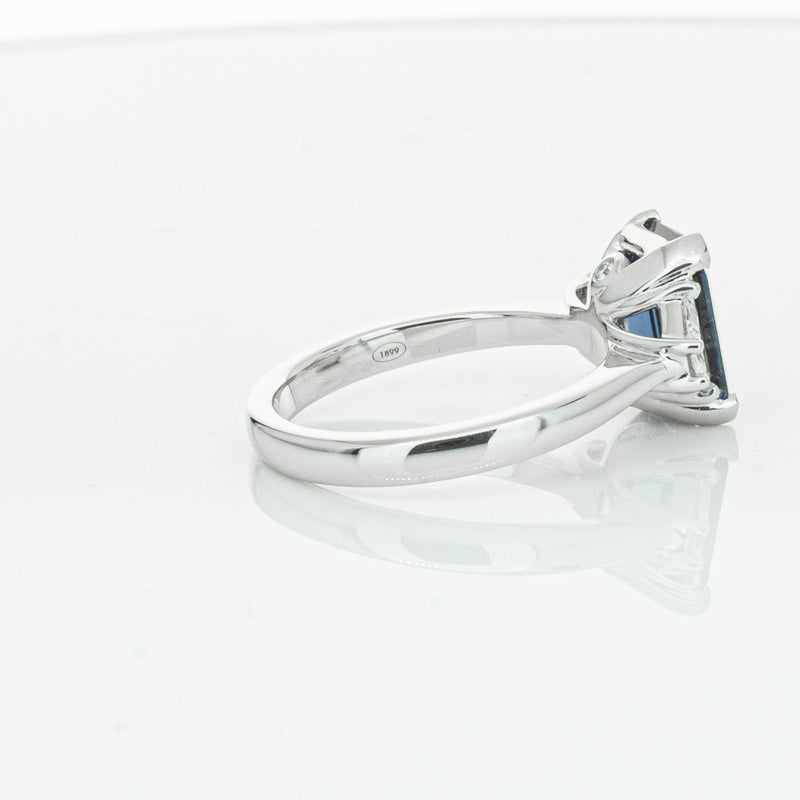 18ct White Gold Sapphire & Diamond Ring-Ring-Walker & Hall