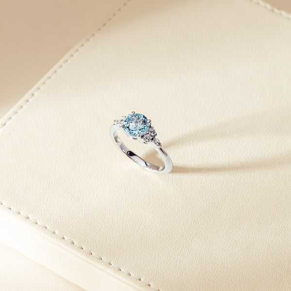 18ct White Gold 1.25ct Aquamarine & Diamond Oriana Ring - Ring - Walker & Hall