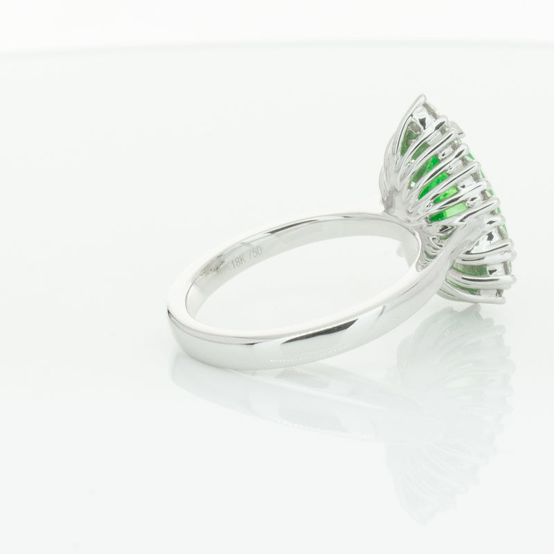 18ct White Gold Emerald & Diamond Belle Ring-Ring-Walker & Hall
