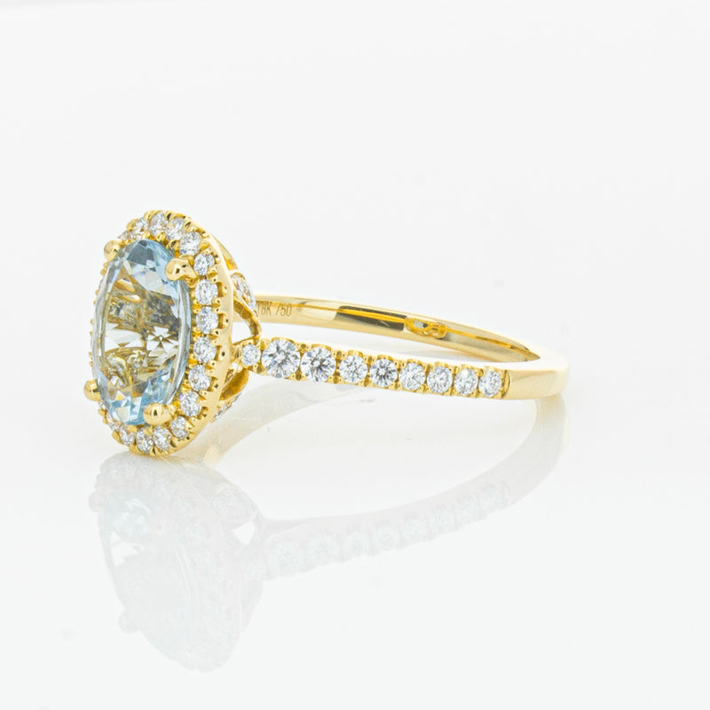 18ct Yellow Gold 1.58ct Aquamarine & Diamond Sierra Ring-Ring-Walker & Hall