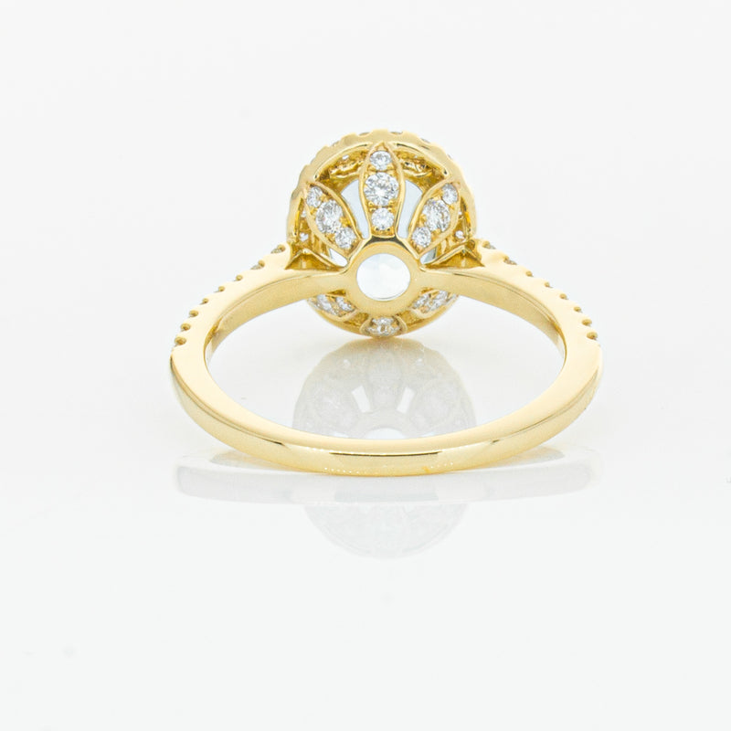 18ct Yellow Gold 1.58ct Aquamarine & Diamond Sierra Ring-Ring-Walker & Hall