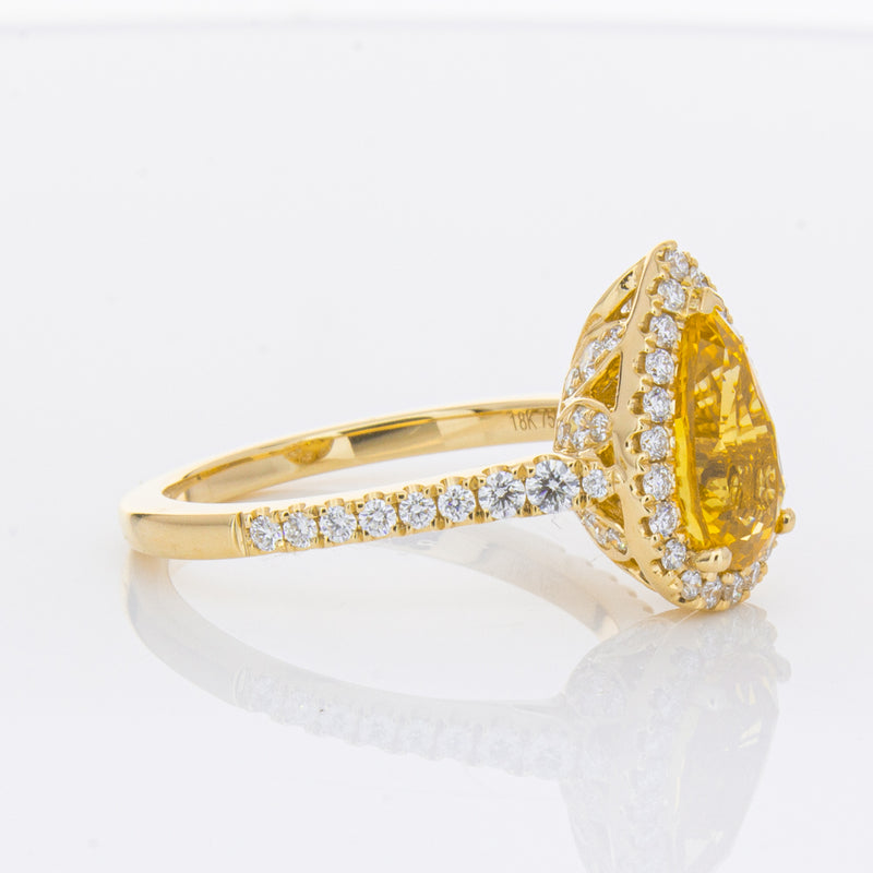 18ct Yellow Gold 4.71ct Golden Sapphire & Diamond Sierra Ring-Ring-Walker & Hall